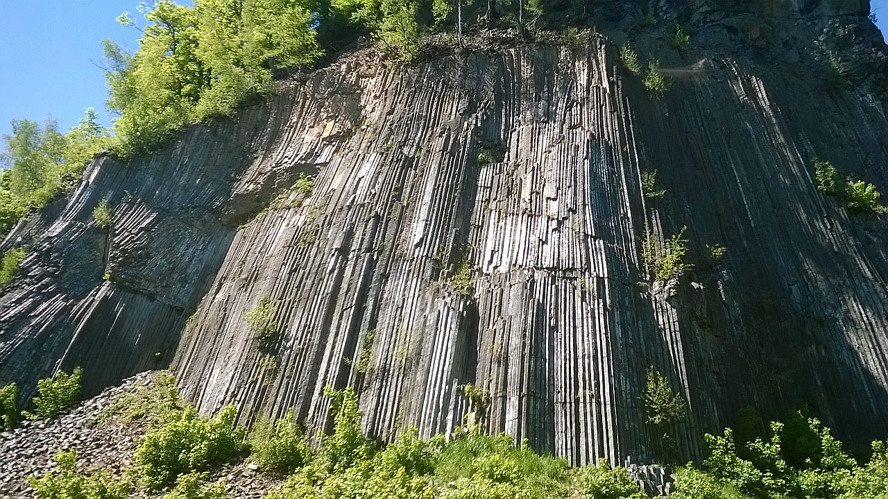 Zlatý vrch – čedičové varhany
